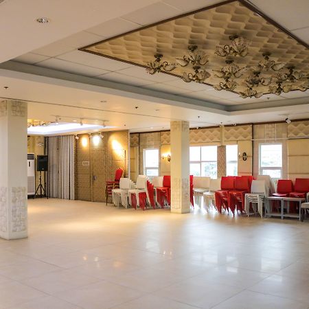 Reddoorz Plus New Era Budget Hotel Mandaue Former Reddoorz Plus Near Uv Mandaue Себу Экстерьер фото